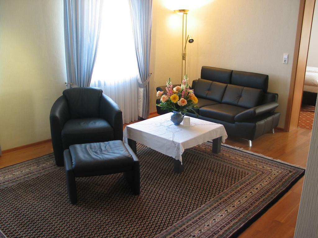 Hotel-Restaurant-Kolb Illertissen Szoba fotó